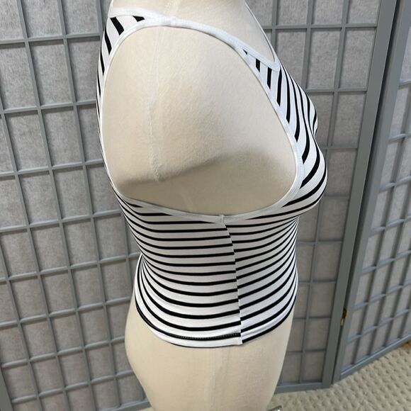 Women’s white and black striped tank top, size small - Picture 3 of 4